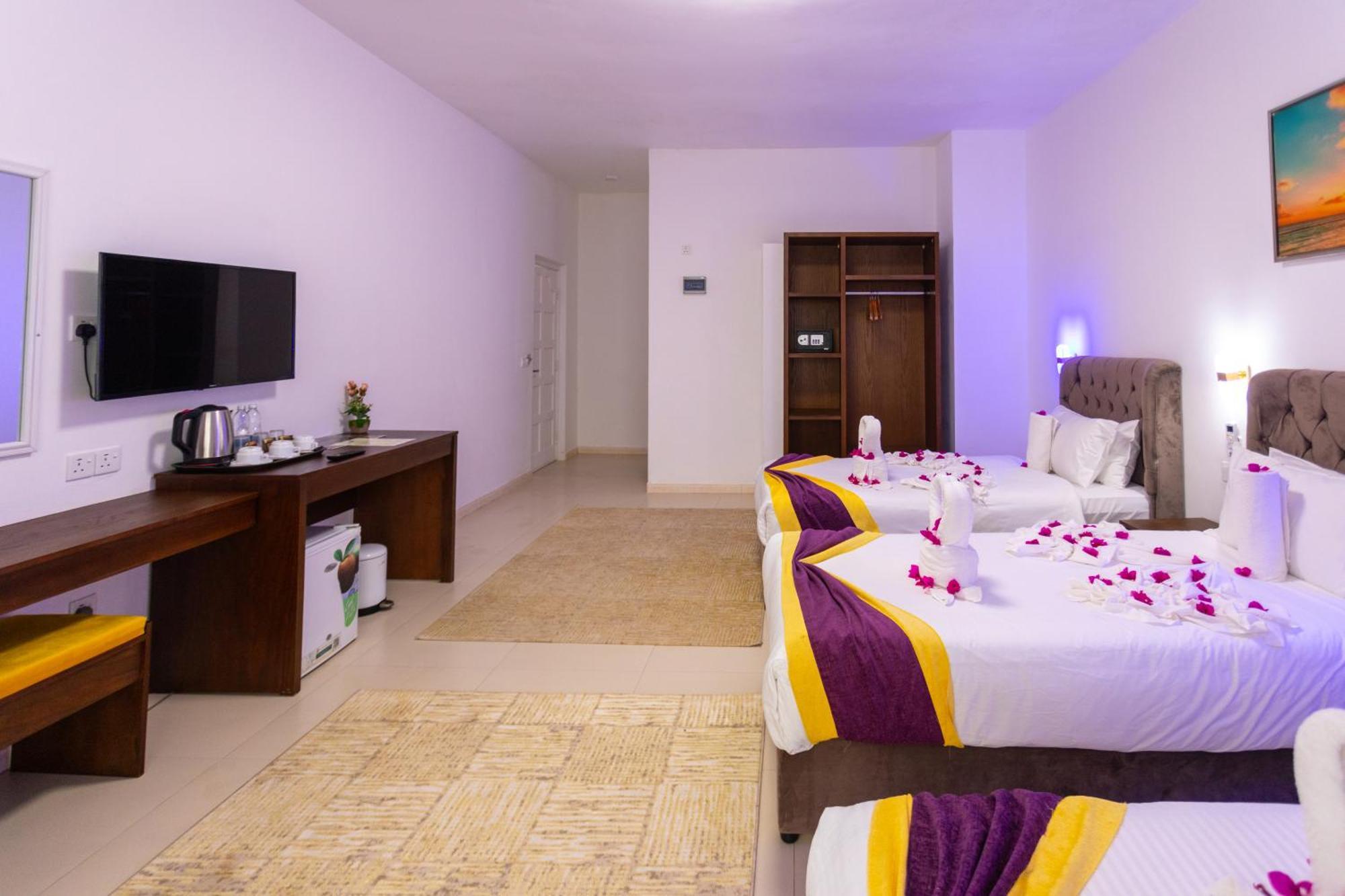 Canary Nungwi Hotel & Spa ภายนอก รูปภาพ
