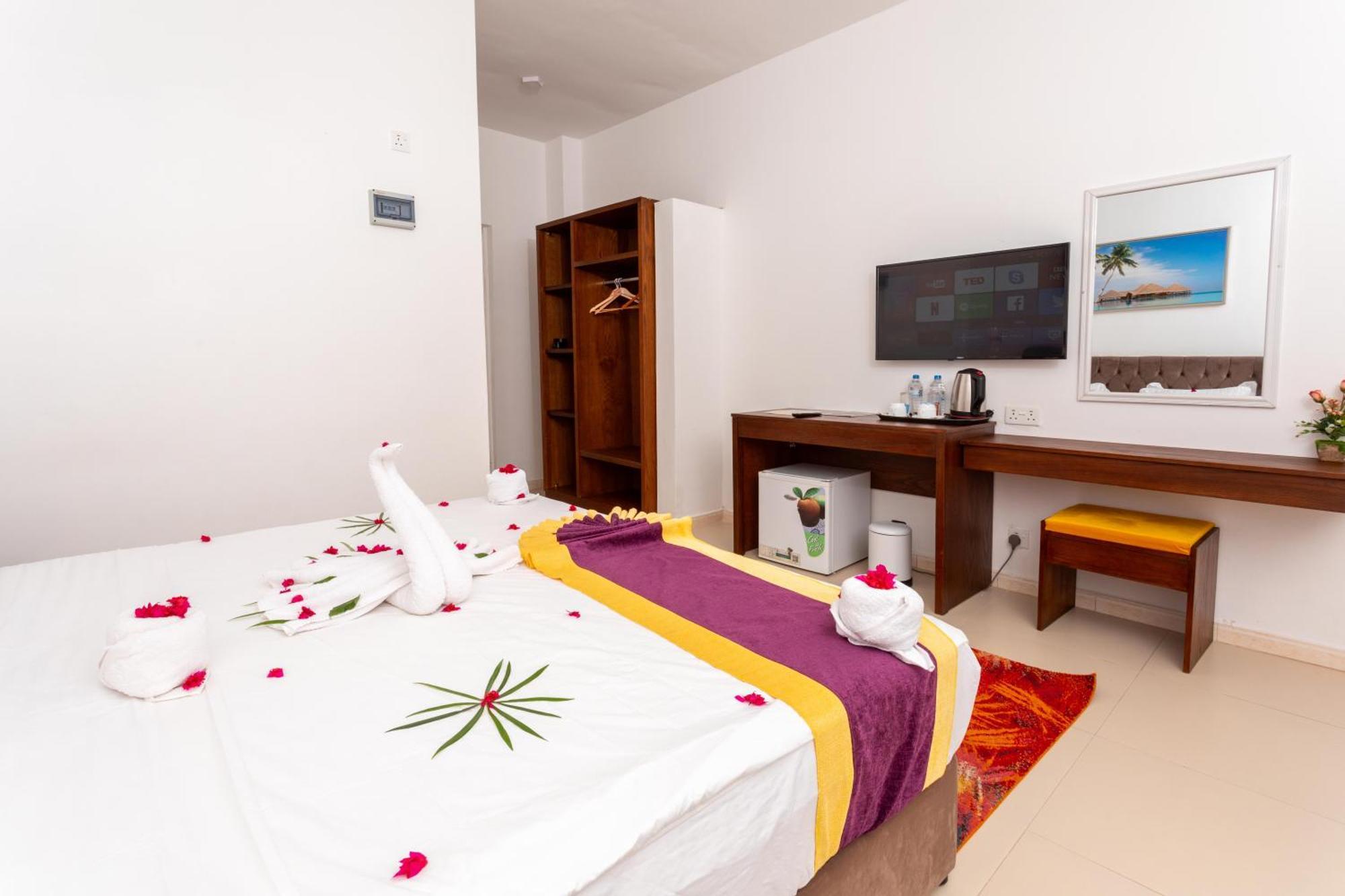 Canary Nungwi Hotel & Spa ภายนอก รูปภาพ