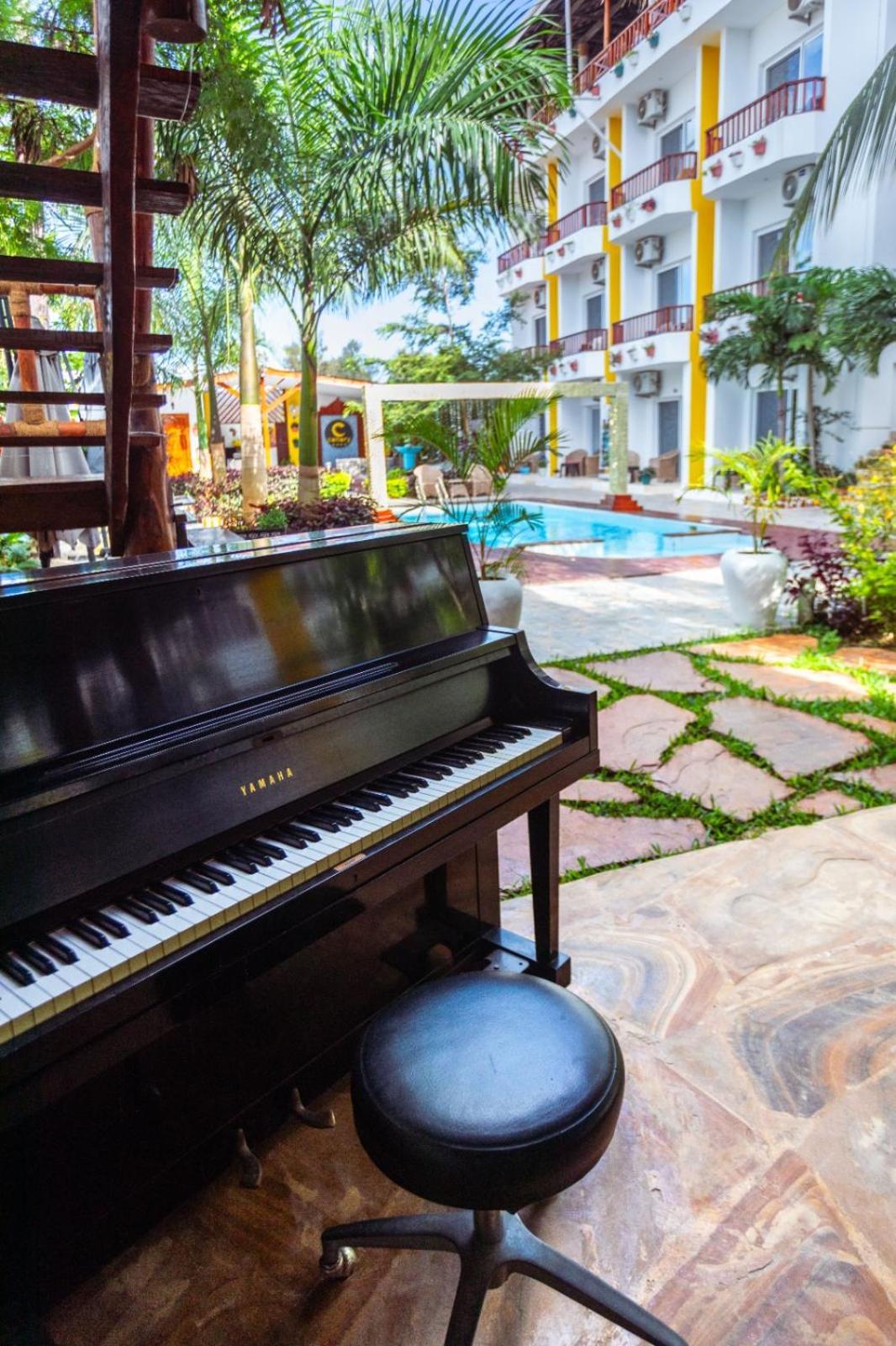 Canary Nungwi Hotel & Spa ภายนอก รูปภาพ