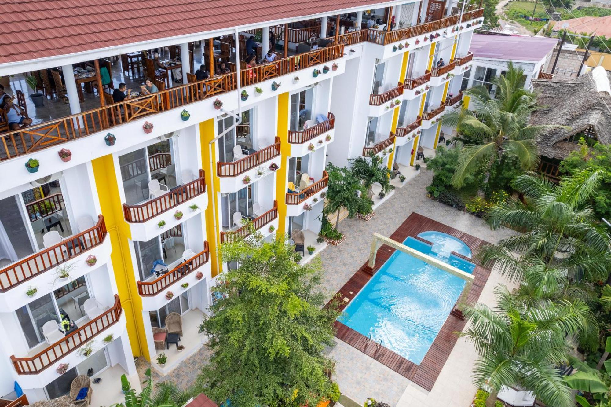 Canary Nungwi Hotel & Spa ภายนอก รูปภาพ