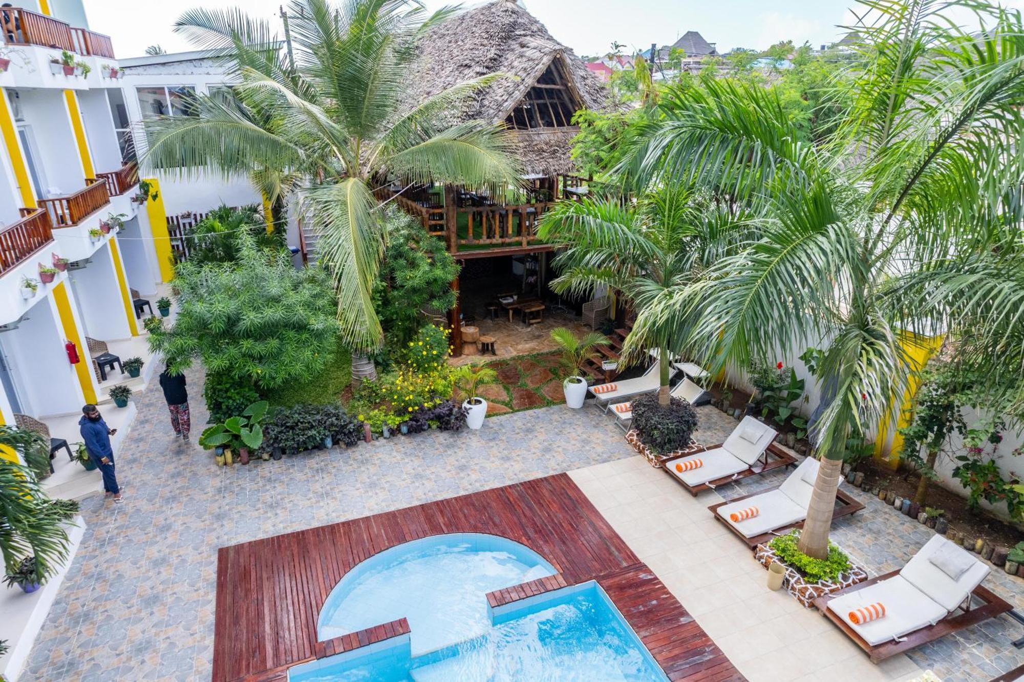 Canary Nungwi Hotel & Spa ภายนอก รูปภาพ