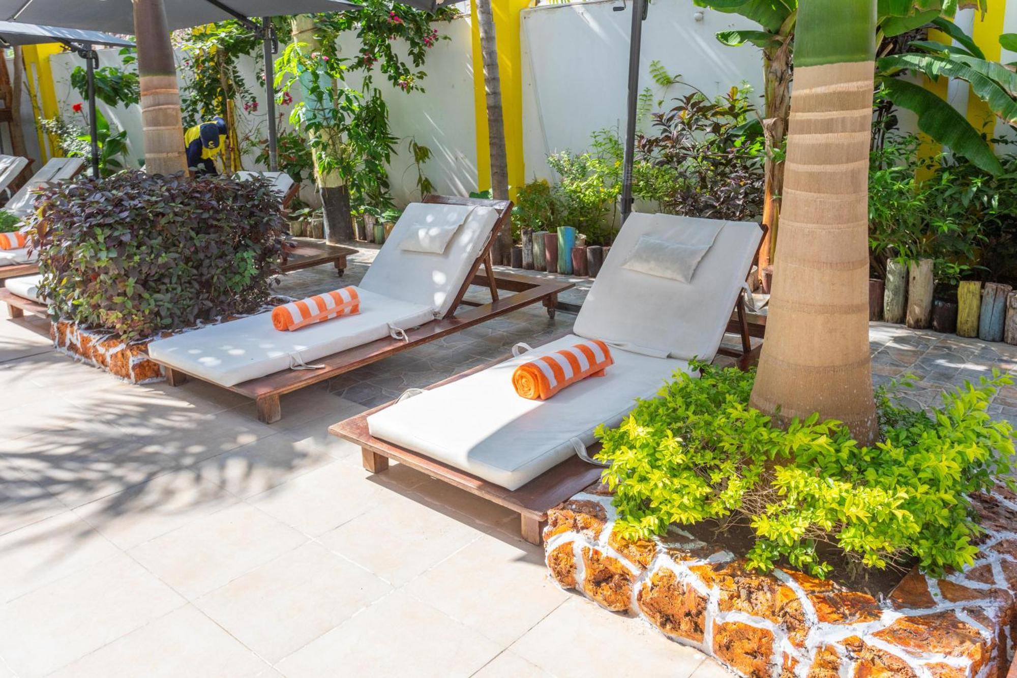 Canary Nungwi Hotel & Spa ภายนอก รูปภาพ